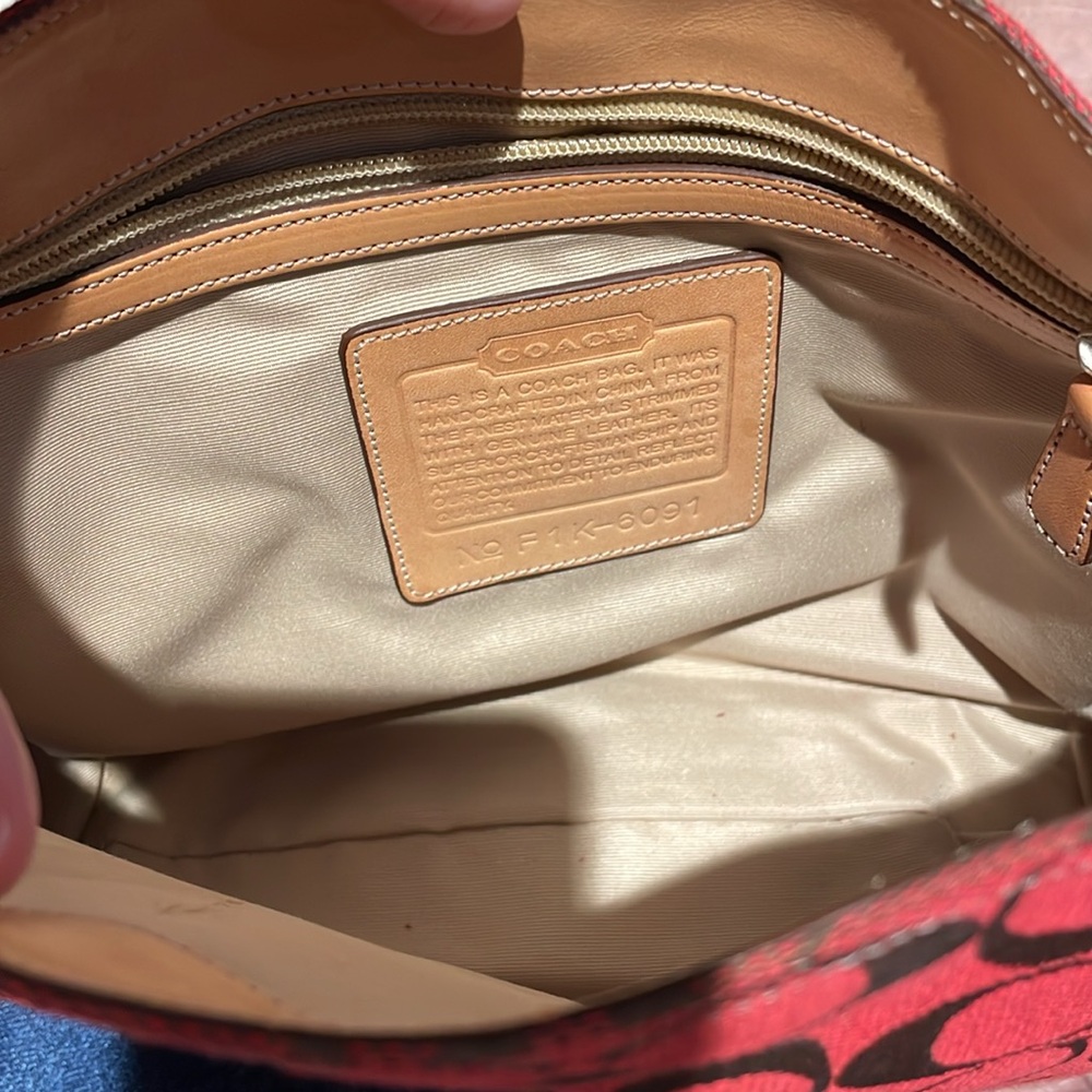 Coach purse - Picture 3 of 3